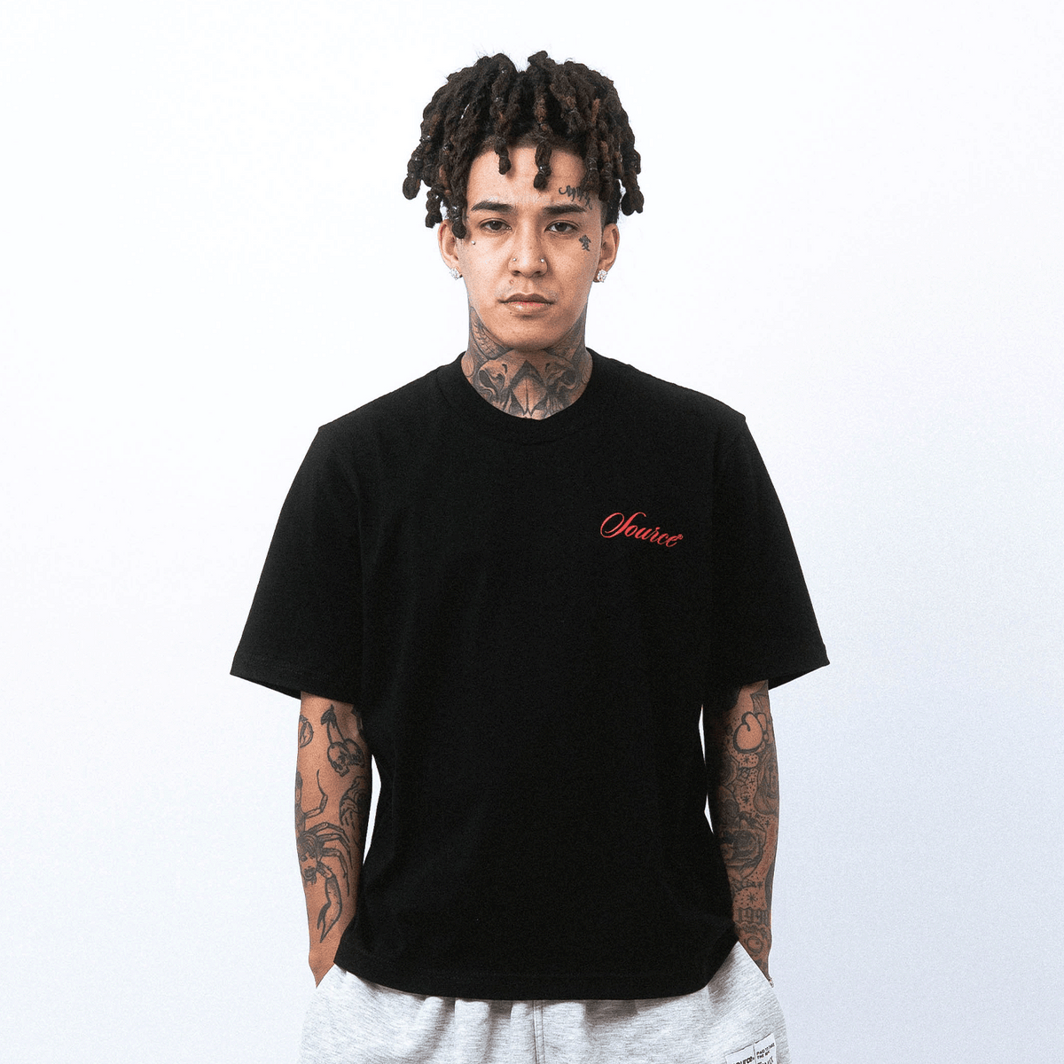 Gloves Up Boxy Tee - Black