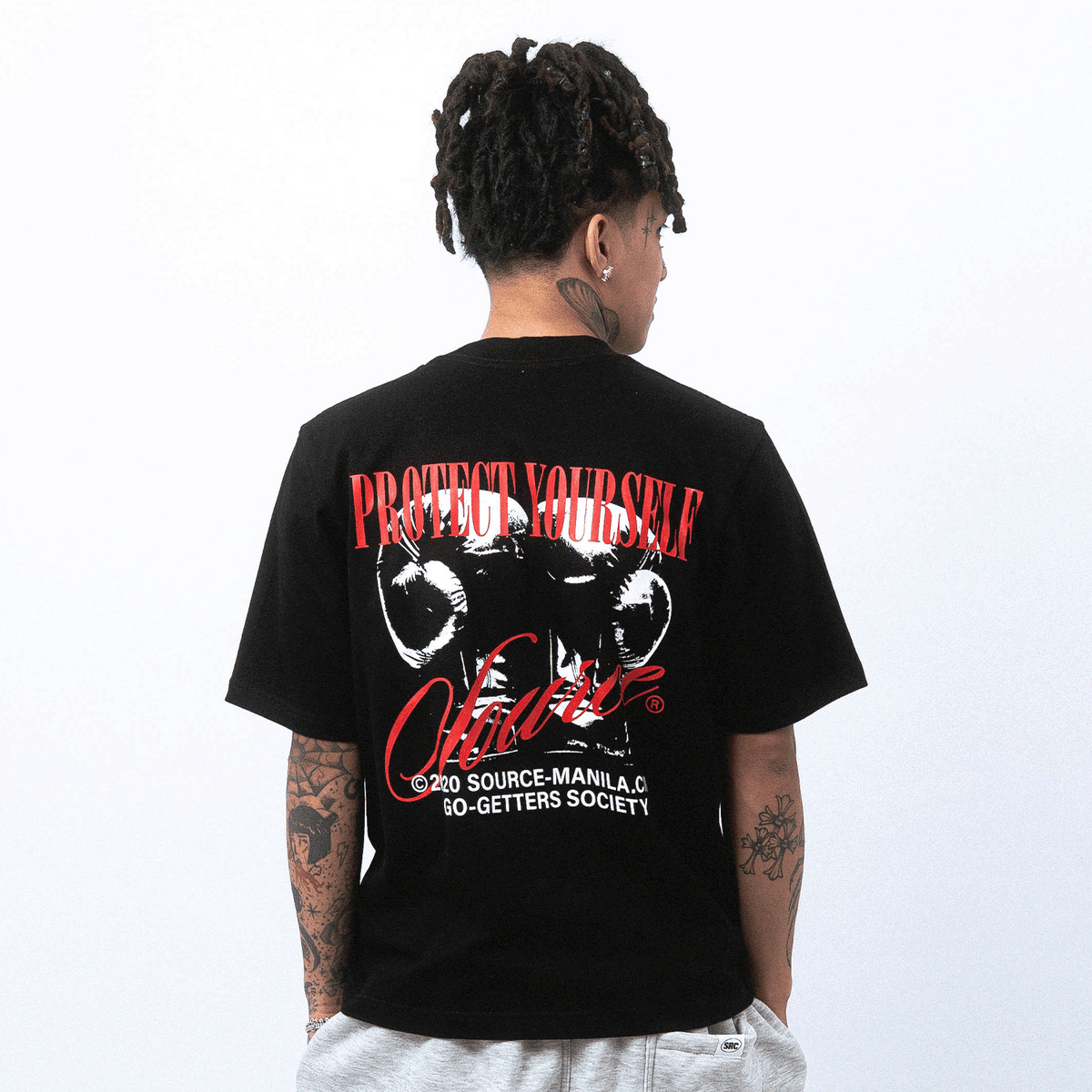 Gloves Up Boxy Tee - Black