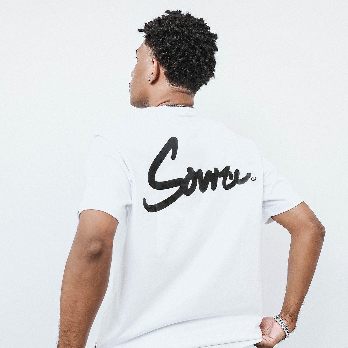 Script Classic Fit Tee