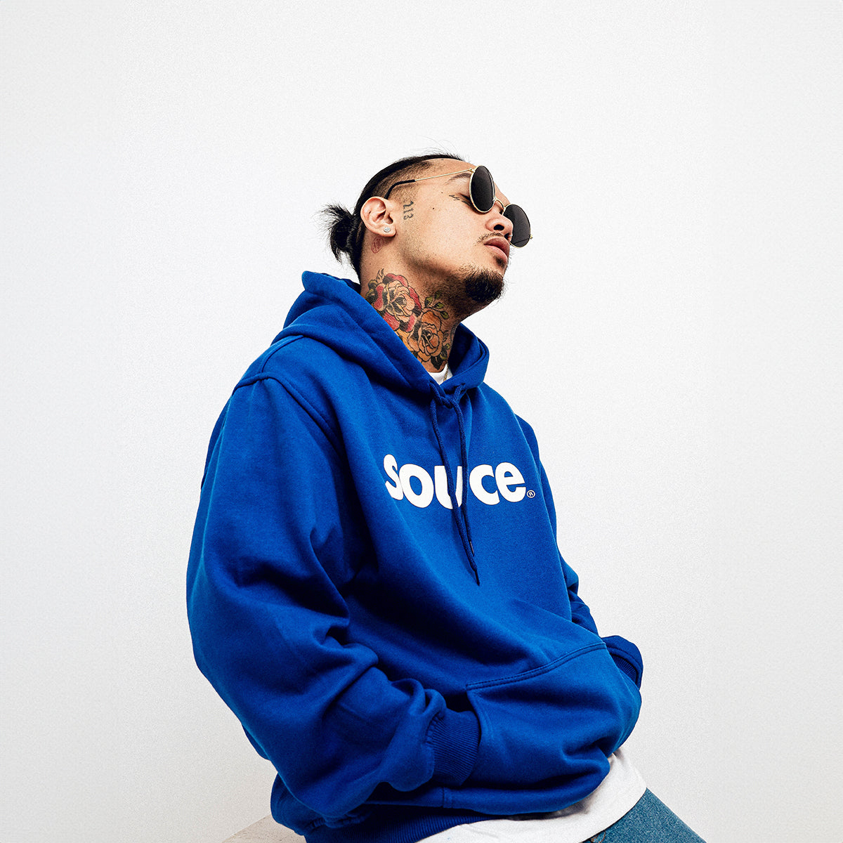 OG Logo Worldwide Pullover Hoodie - White in Blue